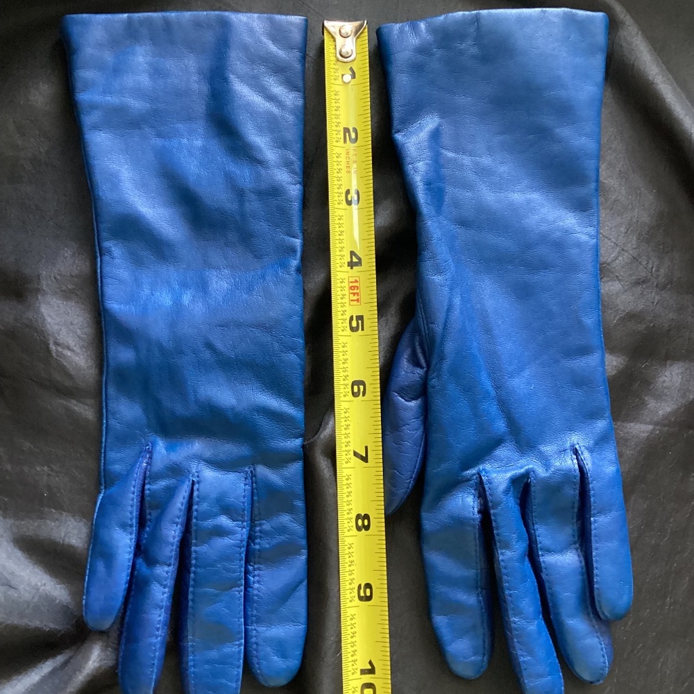 Leather gloves blue 6 1/2